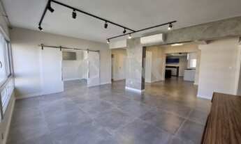 Imagem 2: Apartamento 3 dormitórios com 1 vaga de garagem à venda no bairro Moinhos de Vento em Port