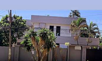 Imagem 2: Sobrado 3 quartos ( 2 suítes), lazer, SHA conjunto 4, Arniqueiras