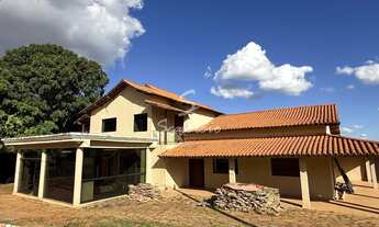Imagem: Sobrado 630m², lote 1.000m², 5 qts (3