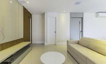 Imagem 2: Imperdível apartamento de luxo na Vila Nova Conceição, São Paulo-SP: 3 quartos, 3 suítes