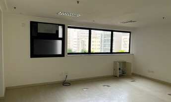 Imagem 2: Sala Comercial à Venda em Higienópolis, SP: 1 sala, 1 banheiro, 1 vaga, 30m² de área. Conf