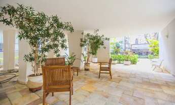 Imagem 4: Venda de Apartamento de Luxo em Higienópolis, São Paulo: 3 Quartos, 1 Suíte, 3 Salas, 4 Ba