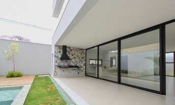 Imagem 5: Imperdível Residência de Luxo em Condomínio na Indianópolis, São Paulo-SP: 3 Quartos, 3 Su