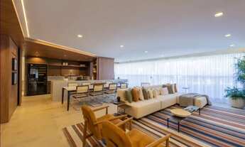 Imagem 2: Imperdível: Apartamento de luxo com 3 quartos e 3 suítes, 4 salas, 5 banheiros e 2 vagas n