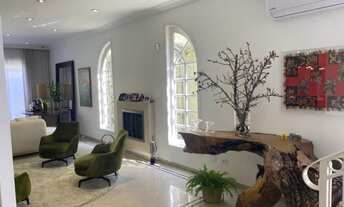 Imagem 7: Imóvel de luxo em Alto de Pinheiros: casa com 3 quartos, 3 suítes, 6 banheiros e 435m² - S