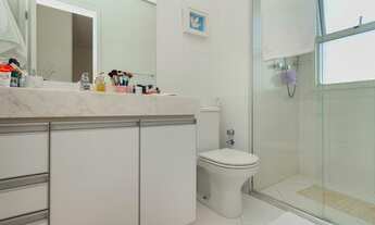 Imagem 5: Imperdível Apartamento à Venda em São Paulo-SP, Aclimação: 3 Quartos, 3 Suítes, 5 Banheiro