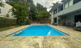 Imagem: Casa de alto padrão no Alto de Pinheiros