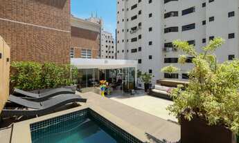 Imagem 1: Imóvel de Luxo na Vila Nova Conceição: Cobertura com 2 suítes, 4 salas e 2 vagas de garage