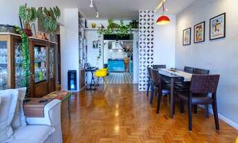 Imagem 2: Imperdível: Apartamento à venda na Vila Mariana, São Paulo-SP, com 2 quartos, 1 suíte, 2 b