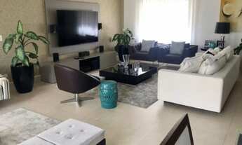 Imagem 7: Imponente casa de alto padrão em condomínio no Campo Belo, São Paulo-SP: 4 quartos, 4 suít