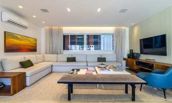 Imagem 4: Venda de Apartamento de Luxo em Moema com 3 Quartos, 3 Suítes e 160m² - São Paulo-SP