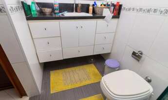 Imagem 3: Imperdível: Casa à venda em SP na Vila Ipojuca com 4 quartos, 4 suítes, 6 banheiros, 2 vag