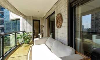 Imagem 6: Imperdível: Apartamento de Luxo com 3 Suítes, 340m² e 4 Vagas no Panamby, São Paulo-SP