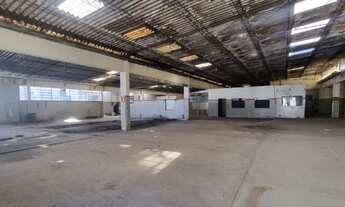 Imagem: Imperdível Galpão Comercial em Condomínio