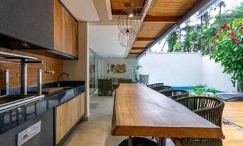 Imagem 6: Impecável residência de luxo no Morumbi: 3 quartos, 3 suítes, 4 salas, 5 banheiros, 4 vaga