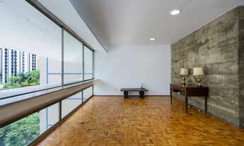 Imagem 2: Imperdível Apartamento à Venda em São Paulo - Jardim América com 3 Quartos, 1 Suíte e 200m