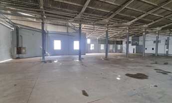 Imagem 6: Galpão Comercial de Alto Padrão com 12 Salas e 25 Vagas de Garagem em Condomínio no Paraís