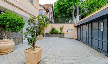 Imagem 6: Casa de luxo no Pacaembu: 5 quartos, 3 suítes, 6 salas, 8 banheiros, 5 vagas e 600m² de ár