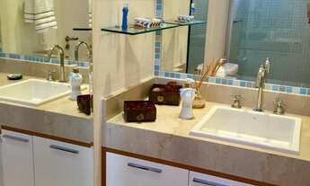 Imagem 5: Oportunidade única: Apartamento de luxo com 4 suítes e 4 vagas no Panamby, São Paulo-SP!