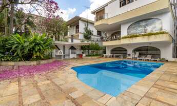 Imagem 1: Casa na Cidade Jardim 04 suítes sendo uma master e uma suíte com sala íntima, living para