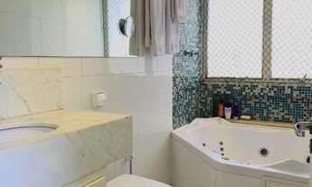 Imagem 3: Apartamento reformado com muito bom gosto e localização privilegiada no Jardim Paulista