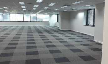 Imagem 7: Conjunto Comercial de Alto Padrão com 21 Vagas de Garagem e 775m² no Butantã, São Paulo-SP