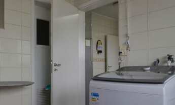 Imagem 3: Apartamento de luxo em Moema, São Paulo-SP: 4 quartos, 3 suítes, 5 banheiros, 4 vagas, 240