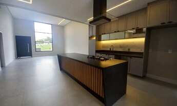 Imagem: Casa de luxo à venda em condomínio exclusivo