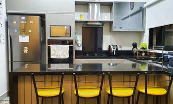 Imagem: Imperdível Casa em Condomínio à Venda