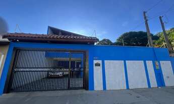 Imagem 2: Imperdível Casa à Venda em Indaiatuba-SP, Bairro Jardim Califórnia! 3 Quartos, 2 Suítes, 1