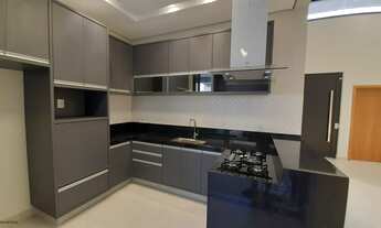 Imagem: Casa de alto padrão em condomínio no Jardim