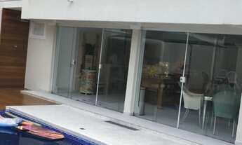 Imagem 4: Casa à Venda no Residencial 3 Alphaville, 349m², 4 Suítes, Área Gourmet, Piscina e 8 Vagas