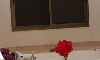 Imagem 2: MARAVILHOSO SOBRADO ARUJAZINHO 1550M² TERRENO, 40 VAGAS, ARUJÁ