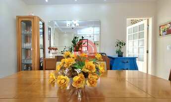 Imagem 3: Apartamento reformado de 96m2 com 3 quartos, sendo uma suíte, com sacada, em prédio com la