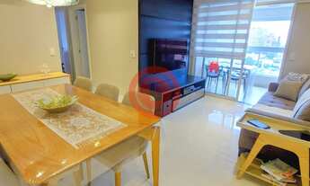 Imagem 2: Apartamento de 87m2 reformado e em andar alto, com 3 Quartos, varanda gourmet e 3 vagas, à