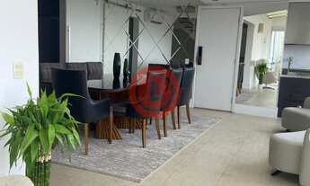 Imagem 6: Aluguel de Cobertura Luxuosa com 3 Quartos, 3 Suítes e 4 Vagas de Garagem no Centro de San