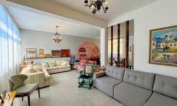 Imagem: Apartamento de 232m2, um por andar, 4 quartos