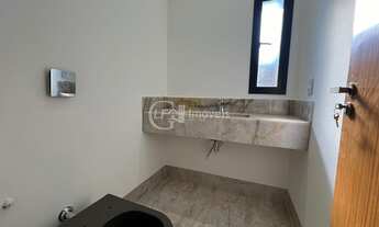 Imagem 3: Imperdível Casa à Venda em Campo Grande-MS, Residencial Shalom: 3 quartos, 3 suítes, 3 sal