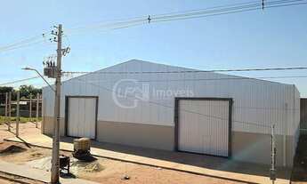 Imagem 6: Aluguel de Barracão Comercial em Ribas do Rio Pardo-MS, Bairro Vale do Sol, 600m², 1 Banhe