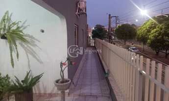 Imagem 2: Imperdível oportunidade: Casa comercial de alto padrão à venda em Coxim-MS, no Centro! 3 q