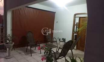 Imagem 6: Imperdível oportunidade: Casa comercial de alto padrão à venda em Coxim-MS, no Centro! 3 q