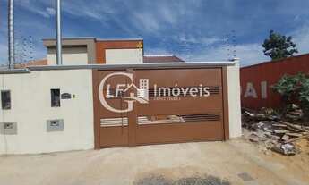 Imagem: Casa Com Dois Quartos Mais uma Suite