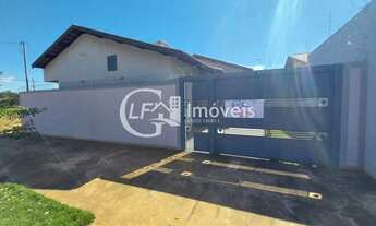 Imagem: Casa Com um Quarto e uma Suite