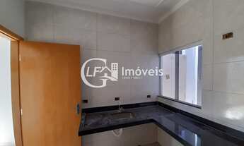 Imagem 7: Linda casa à venda com acabamento impecável e localização privilegiada