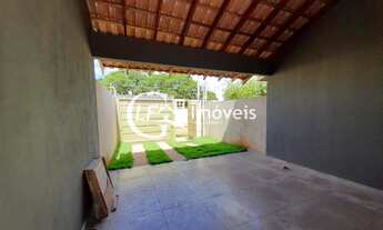 Imagem 3: Linda casa à venda com acabamento impecável e localização privilegiada