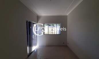 Imagem 5: Linda casa à venda com acabamento impecável e localização privilegiada