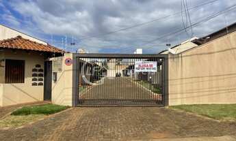 Imagem: Casa em Condomínio - 01 Apto 02 quartos