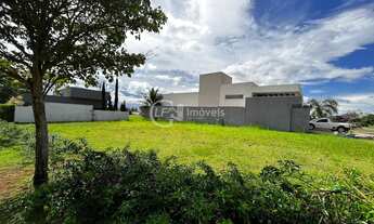 Imagem 2: Terreno de esquina - Alphaville 2