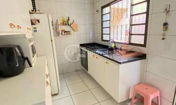 Imagem 6: Linda casa com 2 quartos e piscina