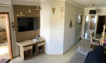 Imagem 2: Linda casa com 2 quartos e piscina